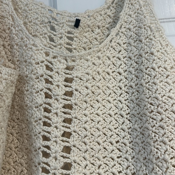 Boho Crochet Cotton Knit Top With Fringe-Boutique size L - Picture 5 of 7